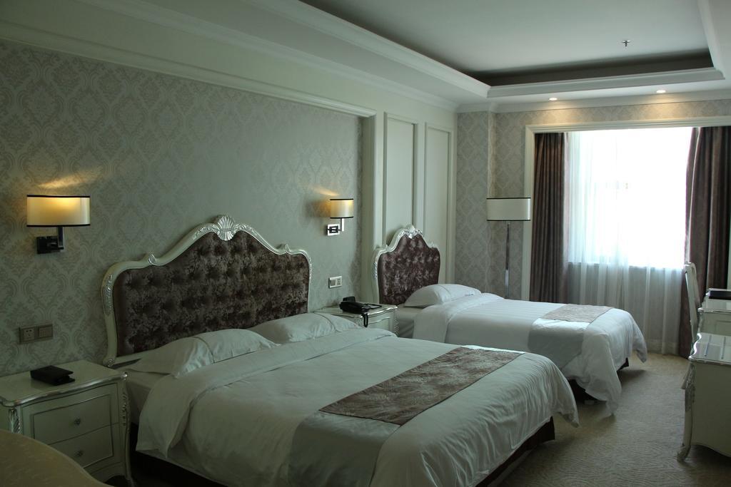 Zhuhai Rongfeng Hotel Szoba fotó