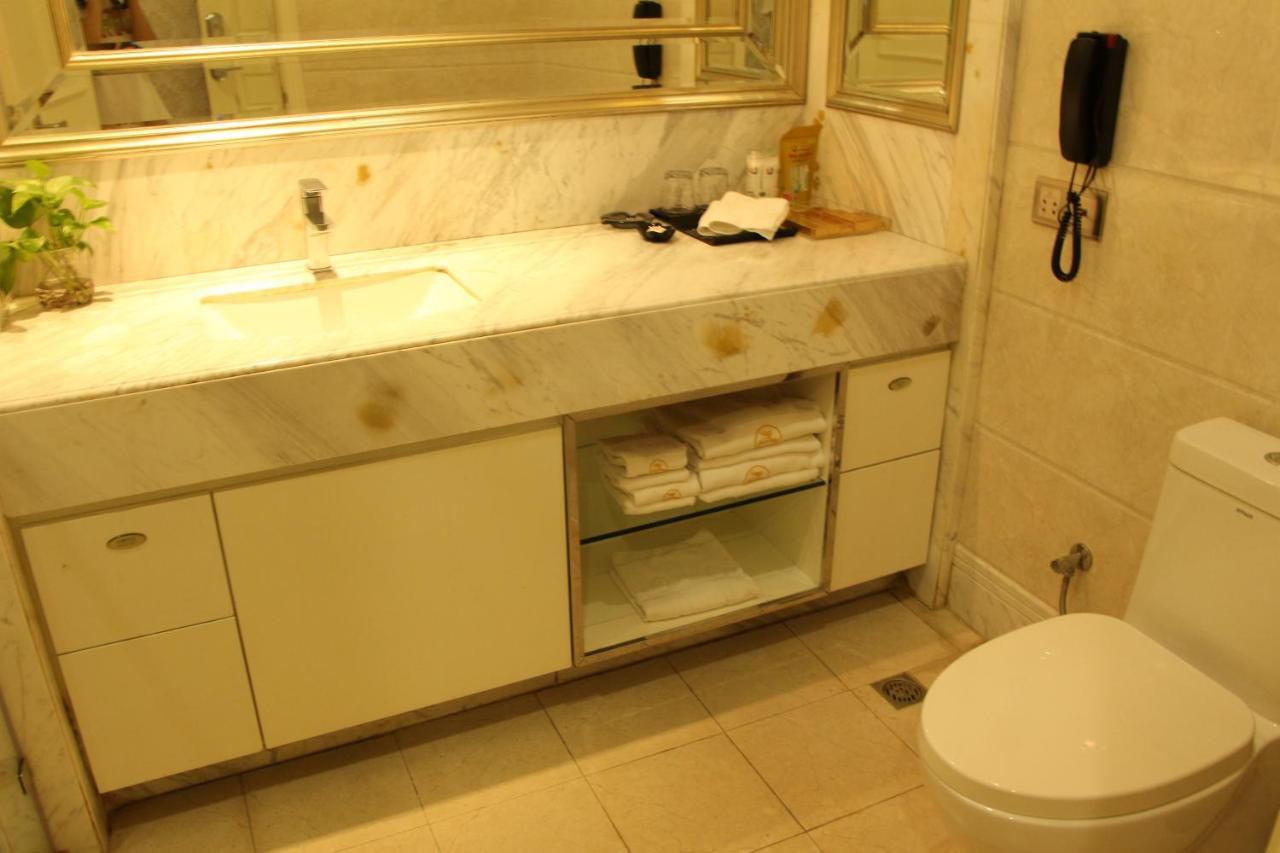 Zhuhai Rongfeng Hotel Szoba fotó